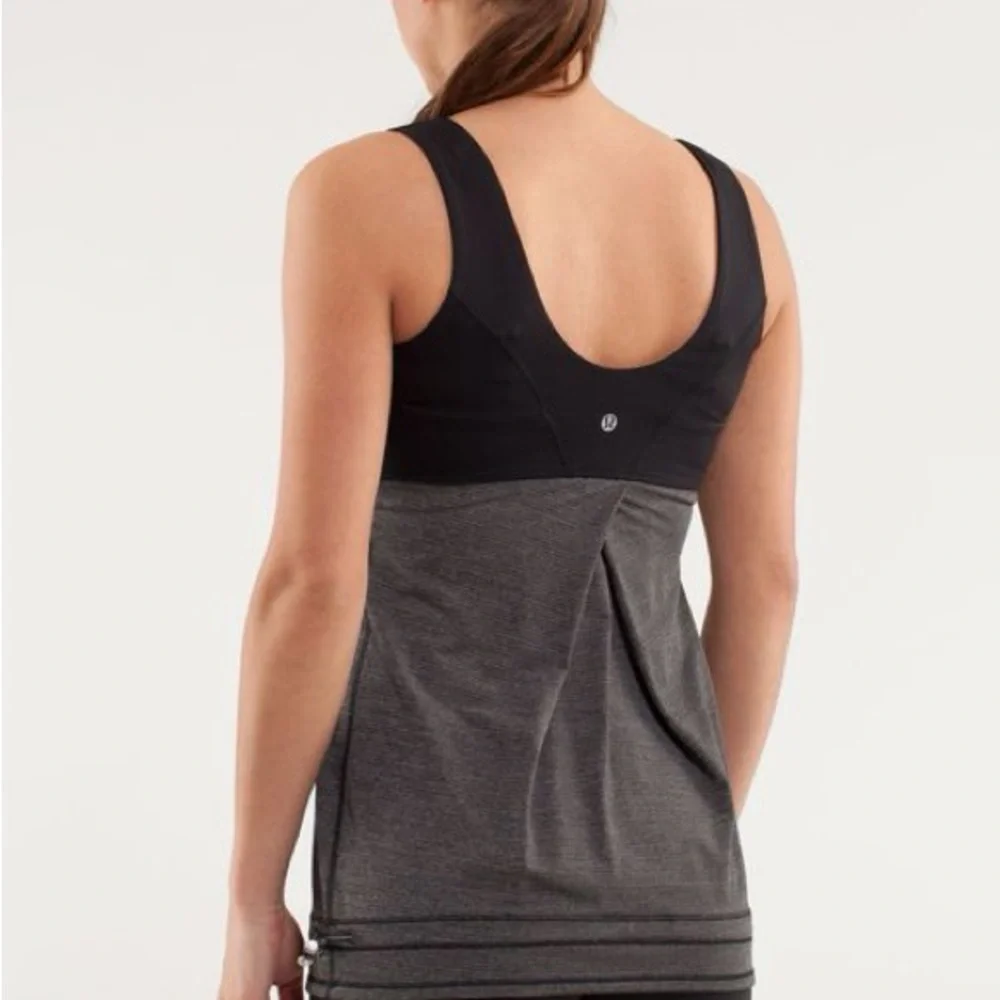 Lululemon Run Tame Me Tank Size 8‎
